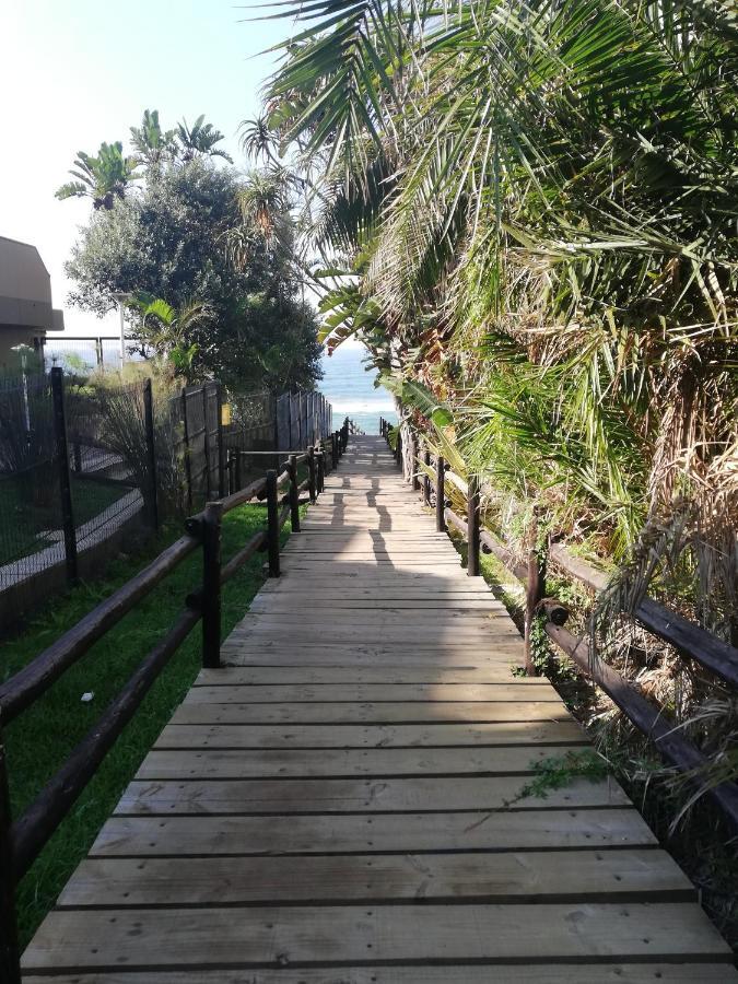 Loadshedding Free!! Tropical Beach Oasis, Wi-Fi, Views, Pool, Netflix Ballito Kültér fotó